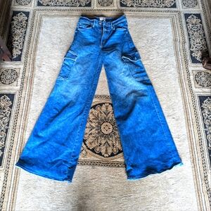 Wide leg Cargo . Jeans